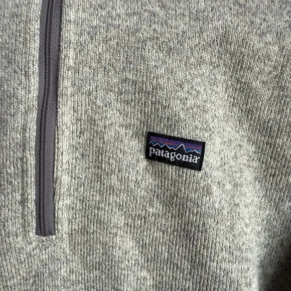 Patagonia Women’s Gray Quarter-Zip Pull Over Sweater - Picture 6 of 8